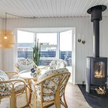 Feriehus Frederik - 250m From The Sea By Interhome Hjørring